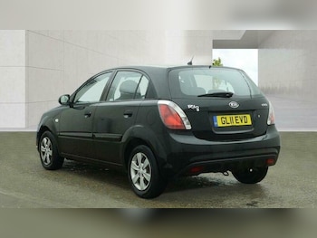 Used Kia Rio 2011 for sale - 79075300: Photo