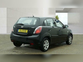 Used Kia Rio 2011 for sale - 79075300: Photo