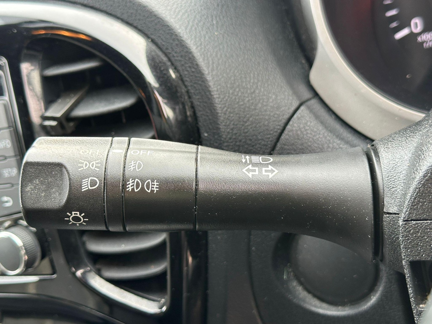 Used Nissan Juke 2015 for sale - 78047538: Photo 24