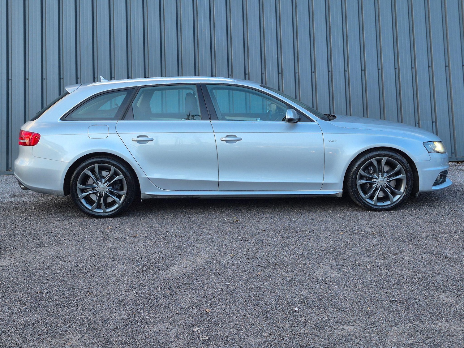 Used Audi A4 2009 for sale - 77646417: Photo 10