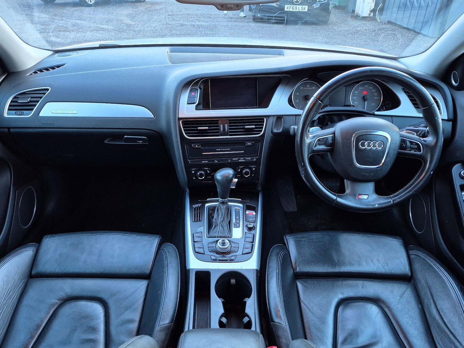 Used Audi A4 2009 for sale - 77646417: Photo 2