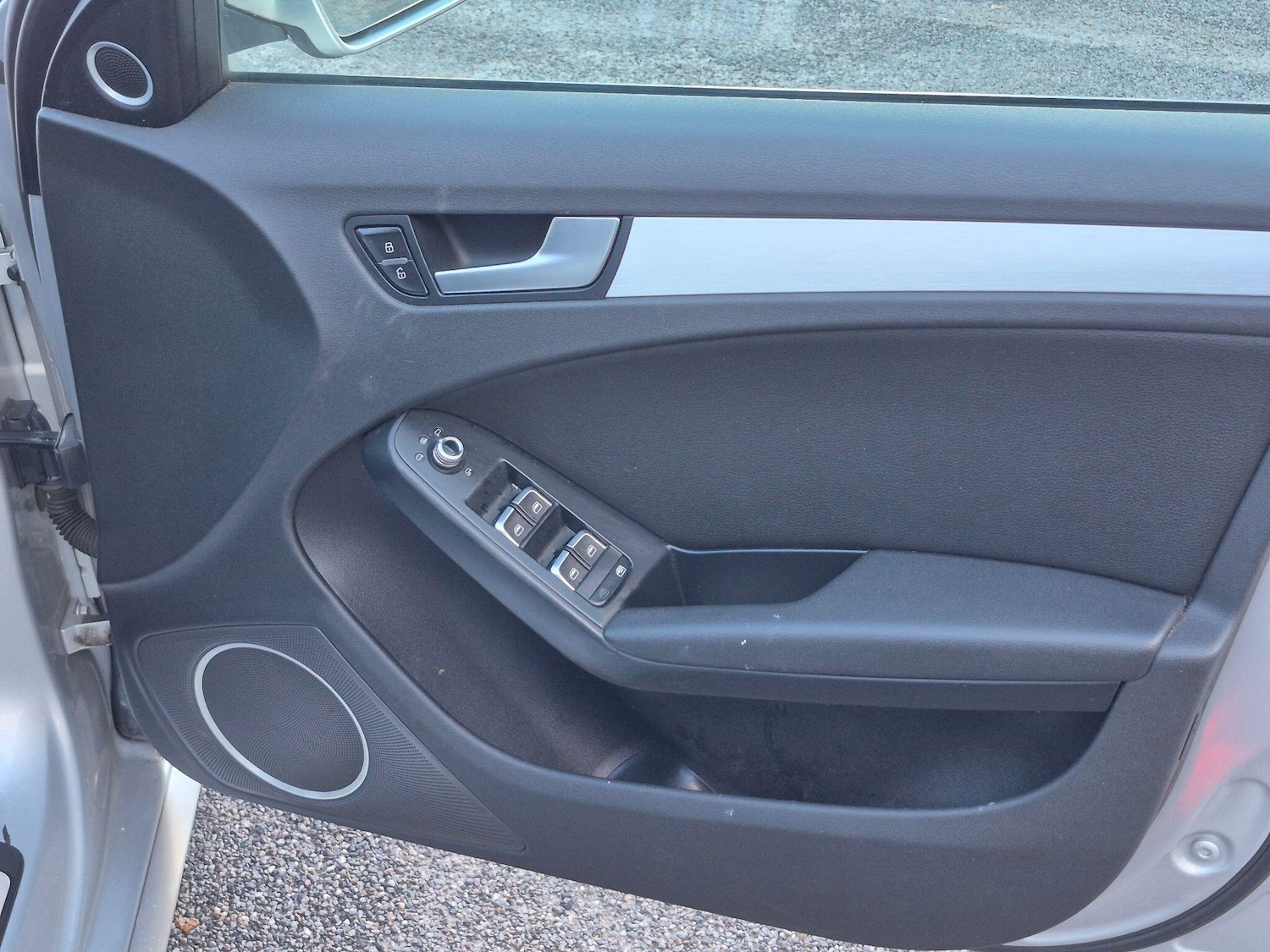 Used Audi A4 2009 for sale - 77646417: Photo 40