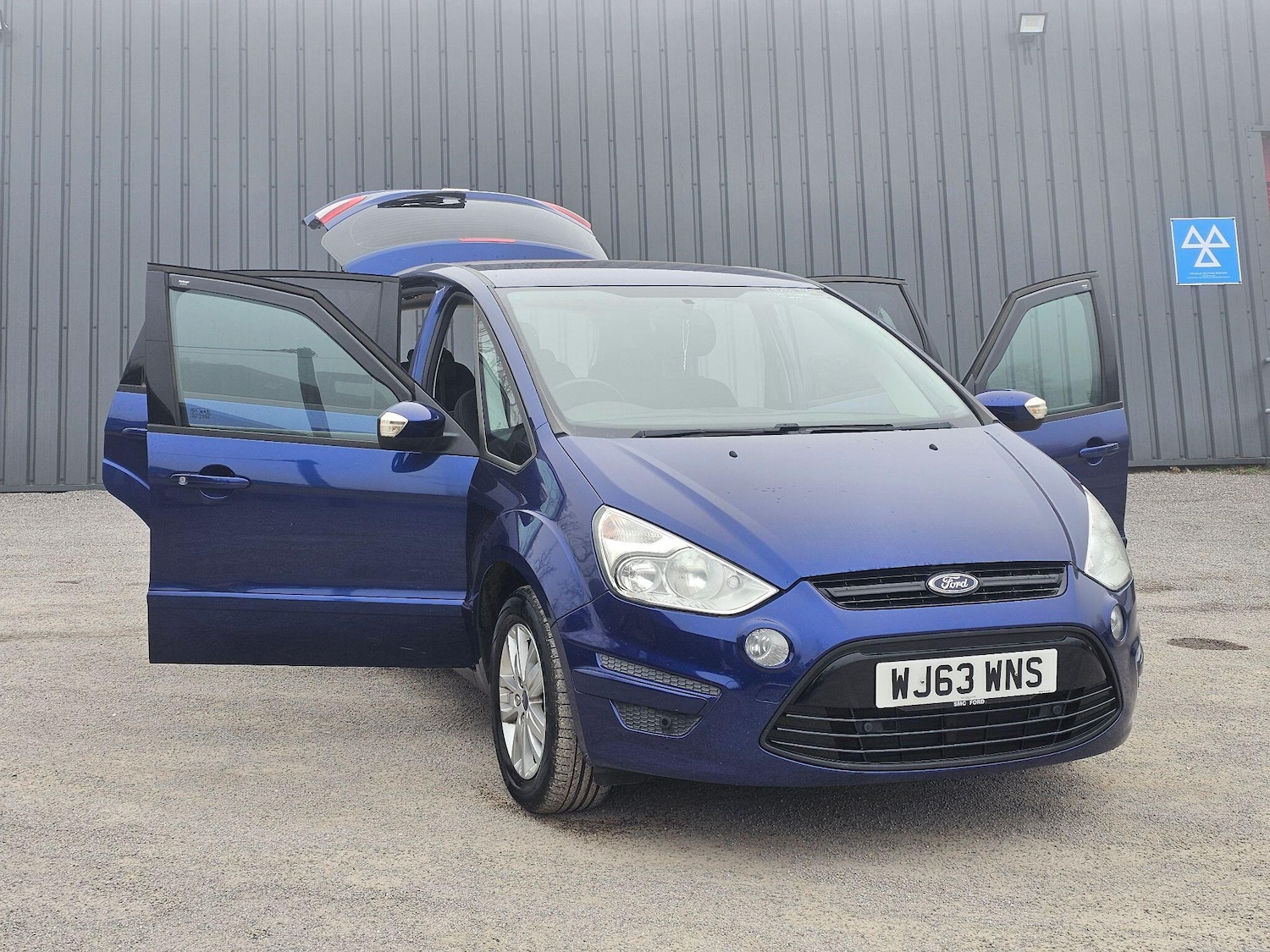 Used Ford S-Max 2013 for sale - 78047537: Photo 32