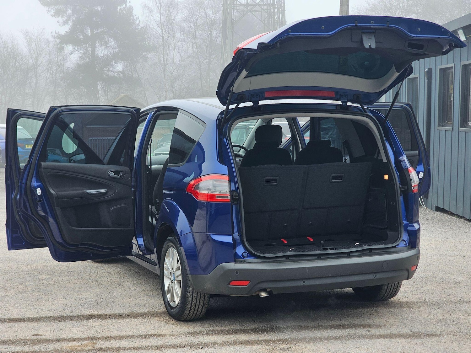 Used Ford S-Max 2013 for sale - 78047537: Photo 35