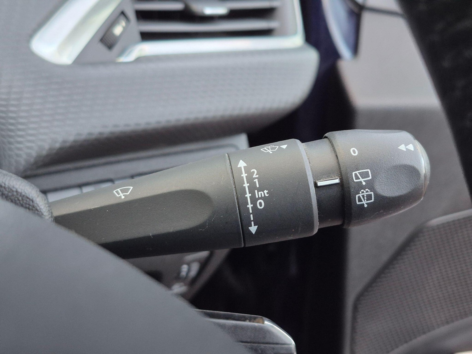 Used Peugeot 208 2019 for sale - 77768776: Photo 17