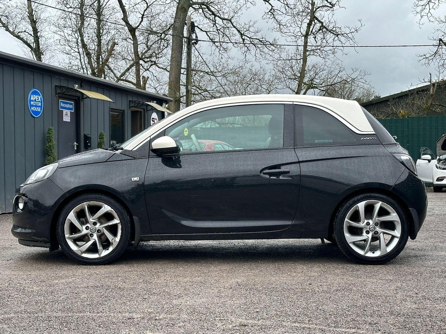 Used Vauxhall ADAM 2015 for sale - 77646232: Photo 10