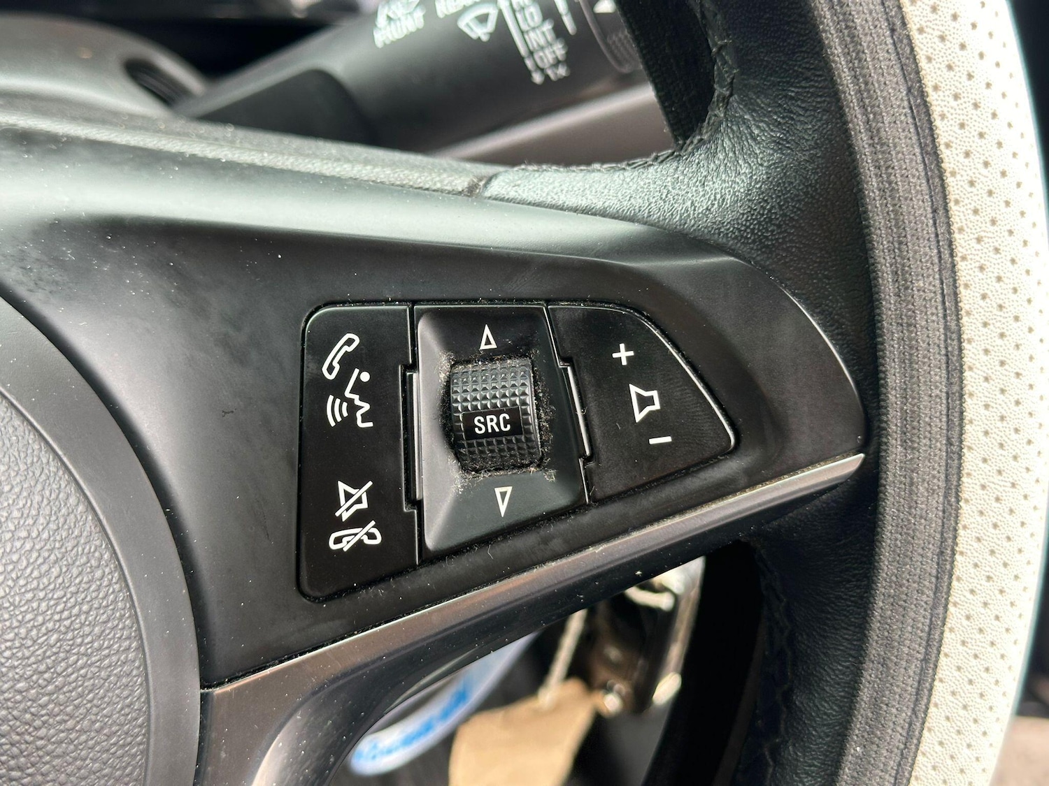 Used Vauxhall ADAM 2015 for sale - 77646232: Photo 31