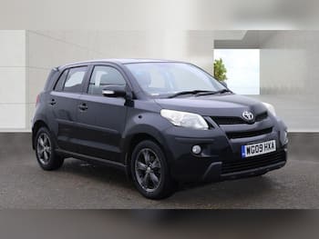 Used Toyota Urban Cruiser 2009 for sale - 79688147: Photo