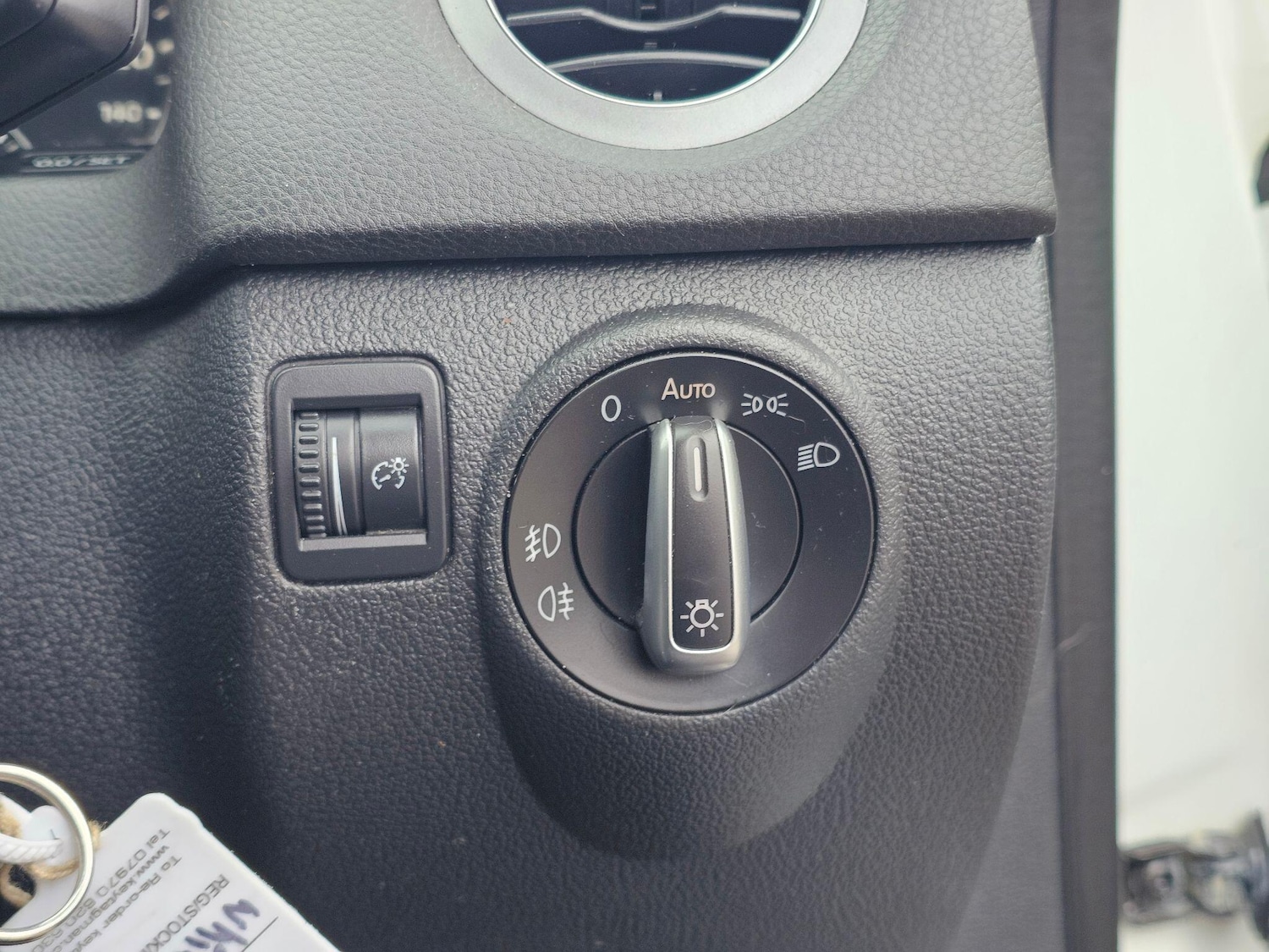 Used Volkswagen Tiguan 2015 for sale - 77978330: Photo 18