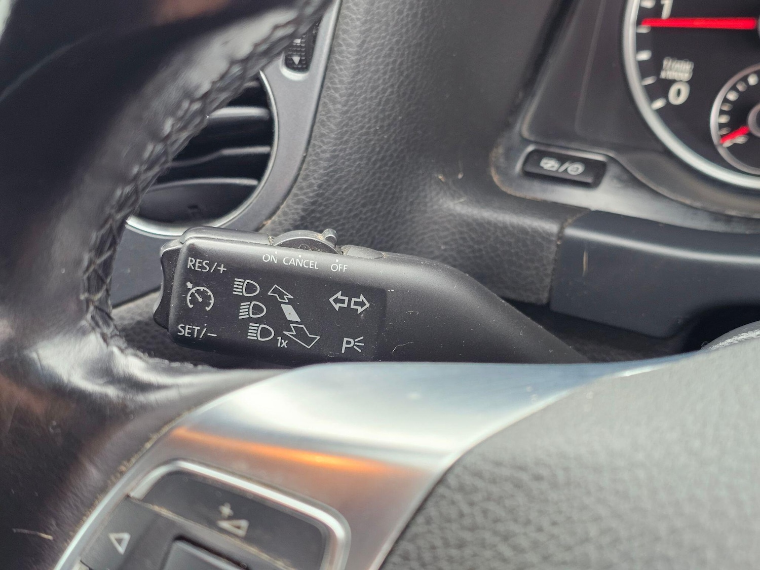 Used Volkswagen Tiguan 2015 for sale - 77978330: Photo 24