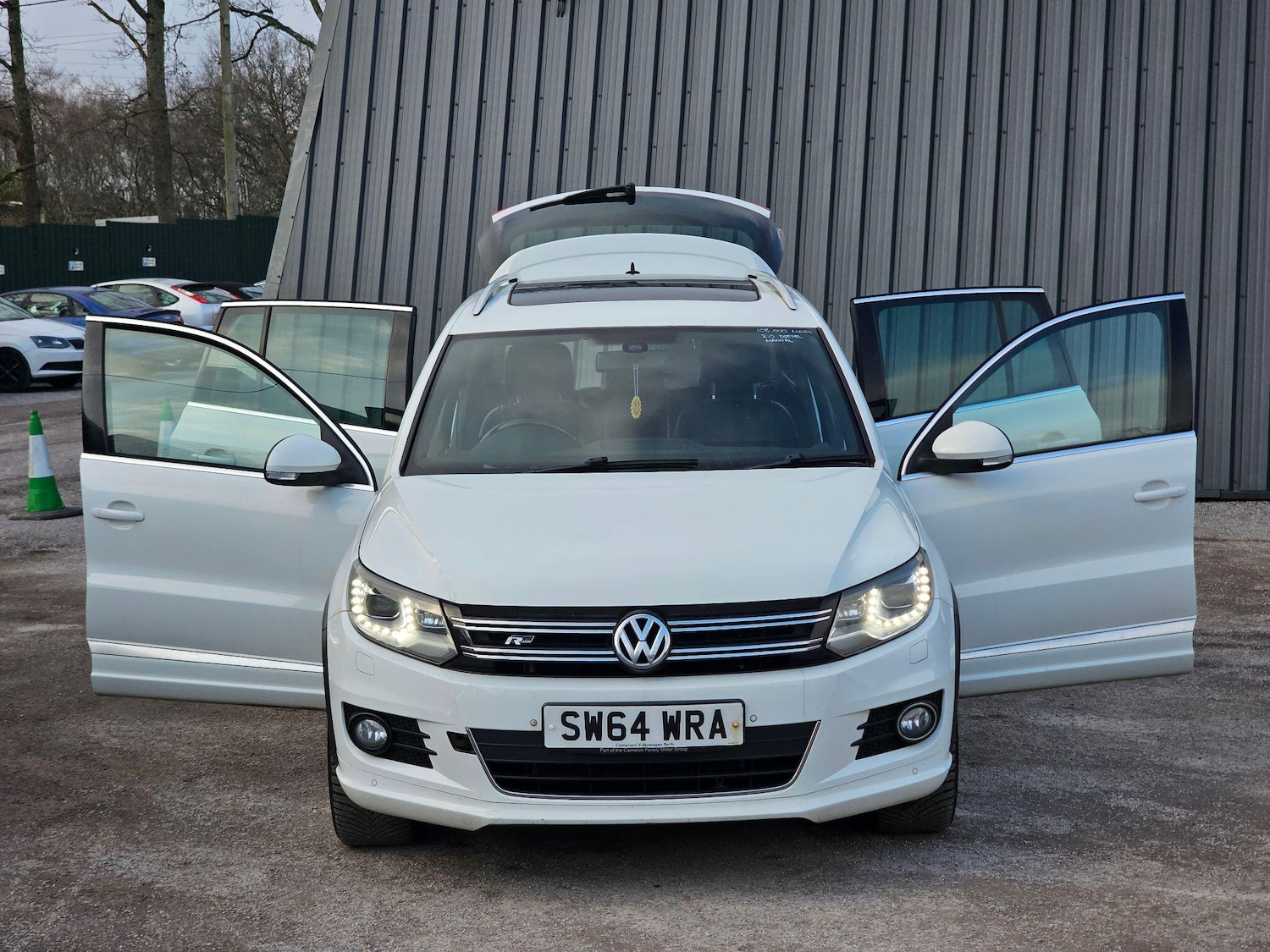 Used Volkswagen Tiguan 2015 for sale - 77978330: Photo 3