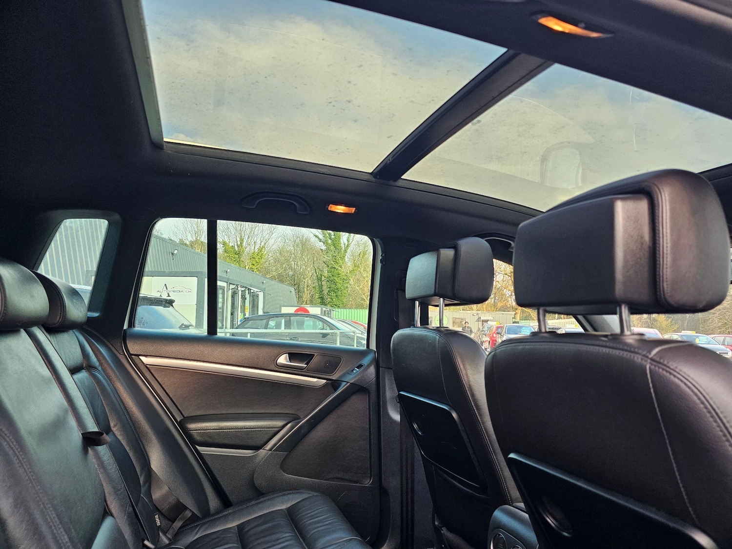 Used Volkswagen Tiguan 2015 for sale - 77978330: Photo 33