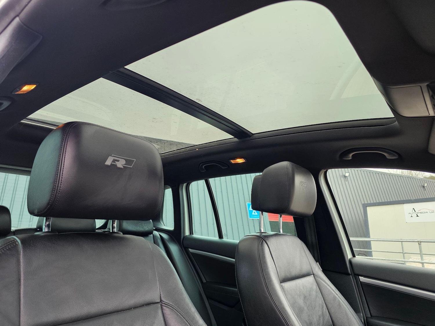 Used Volkswagen Tiguan 2015 for sale - 77978330: Photo 4