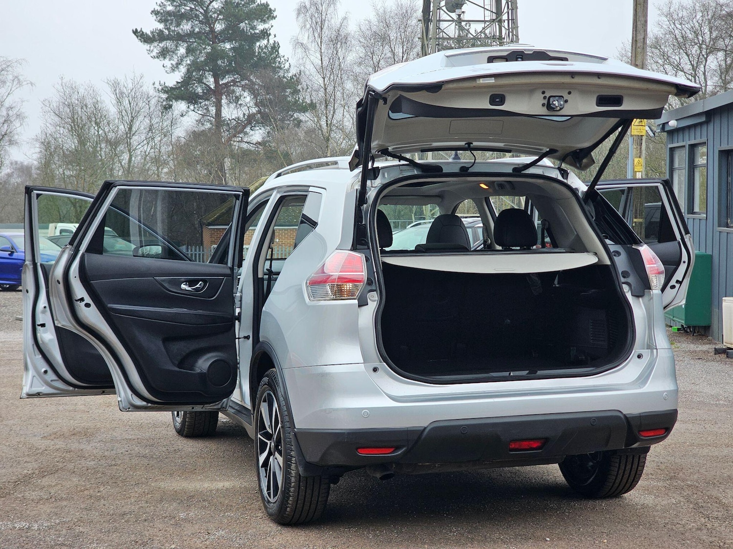 Used Nissan X-Trail for sale - 77825175: Photo 47