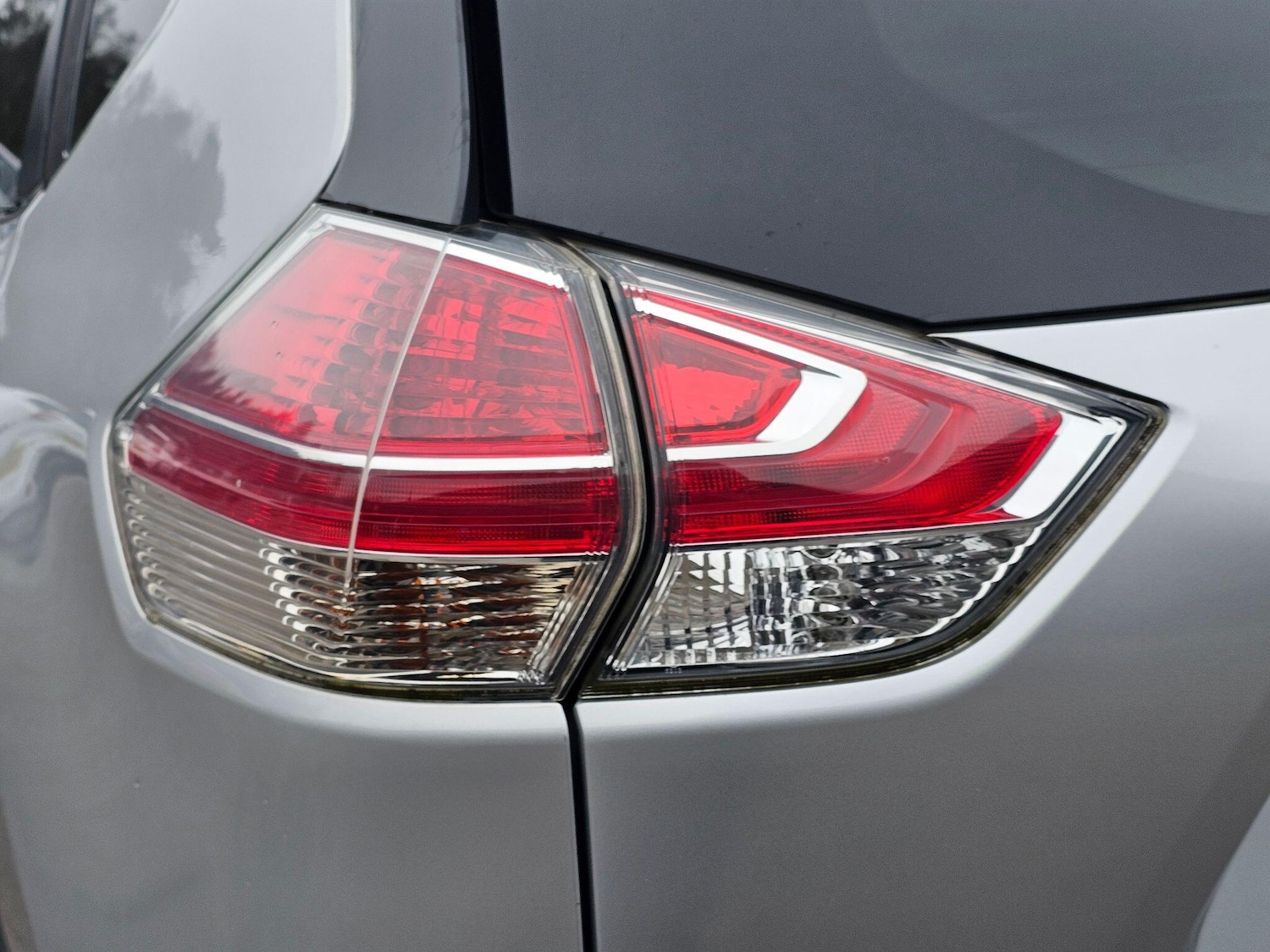 Used Nissan X-Trail for sale - 77825175: Photo 52