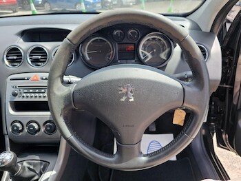 Used Peugeot 308 2010 for sale - 78866470: Photo