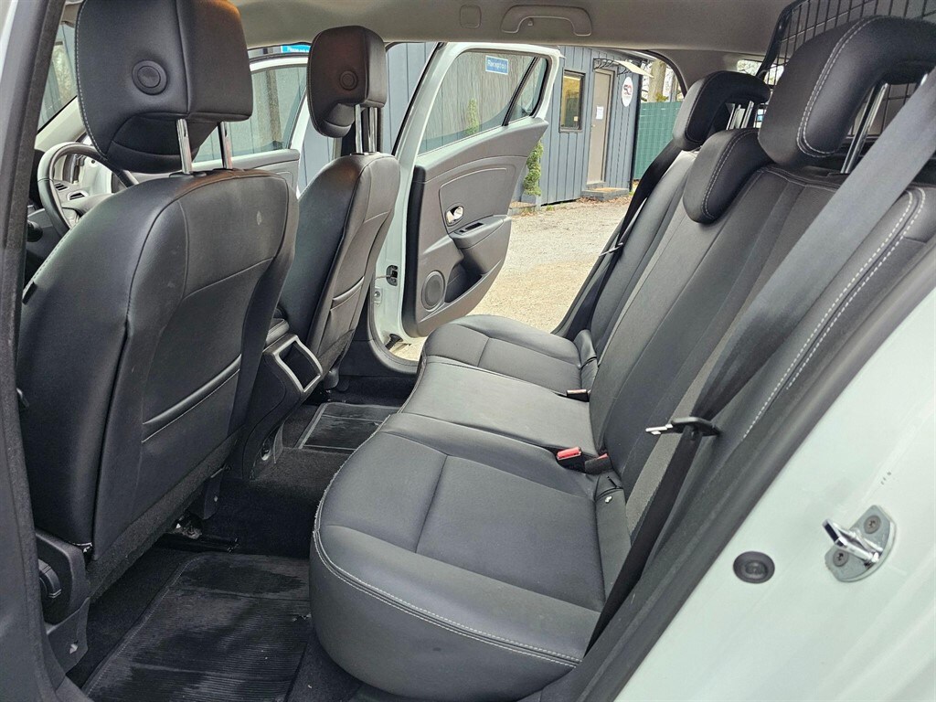 Used Renault Megane 2016 for sale - 77570382: Photo 32