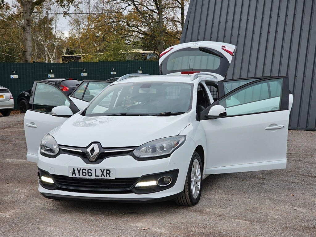 Used Renault Megane 2016 for sale - 77570382: Photo 38