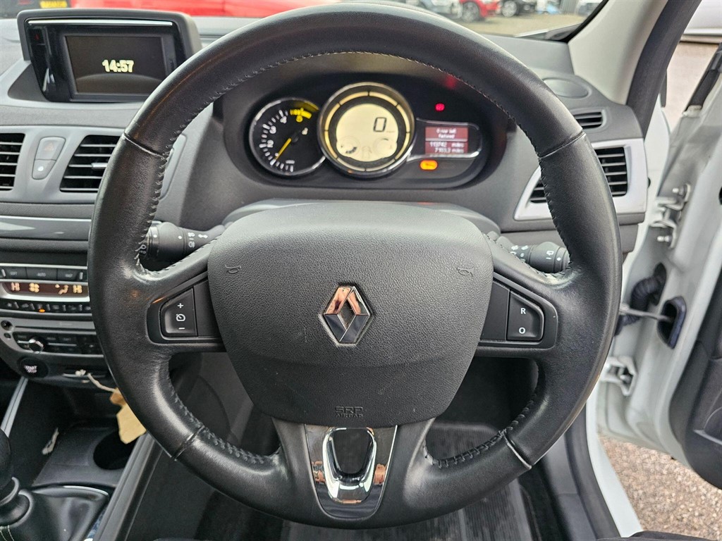 Used Renault Megane 2016 for sale - 77570382: Photo 4