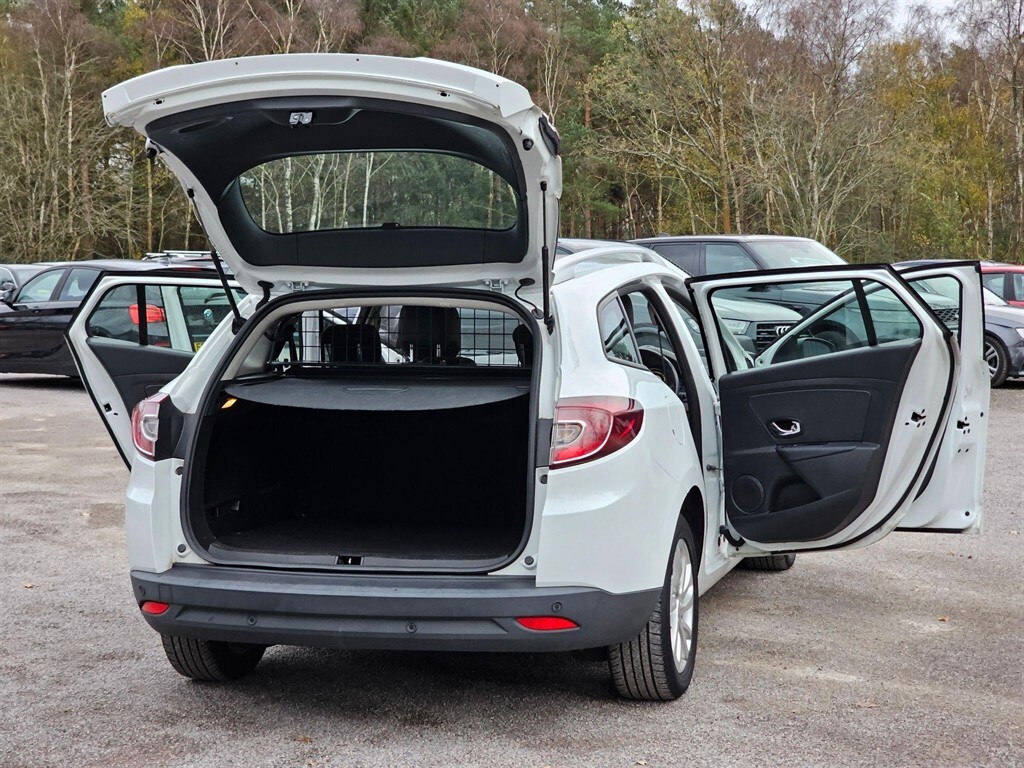 Used Renault Megane 2016 for sale - 77570382: Photo 41