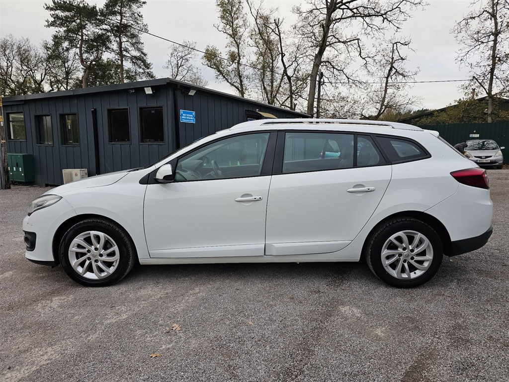 Used Renault Megane 2016 for sale - 77570382: Photo 9