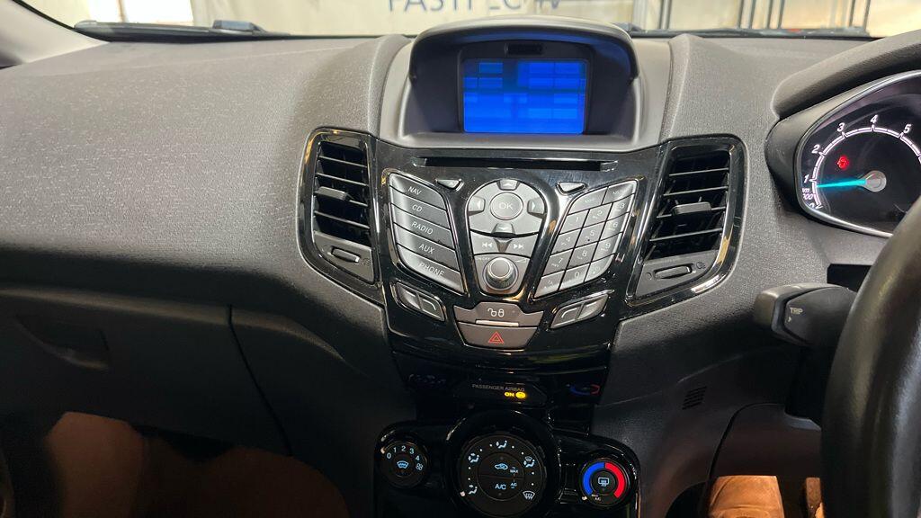 Used Ford Fiesta 2017 for sale - 78072669: Photo 11