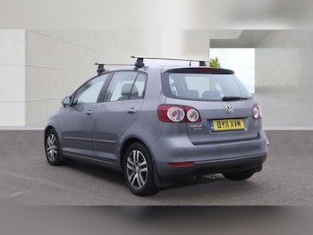 Used Volkswagen Golf Plus 2011 for sale - 79540127: Photo