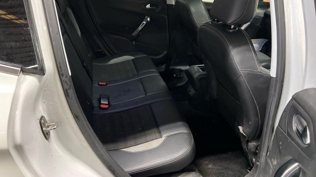 Used Peugeot 2008 2014 for sale - 77570385: Photo 21