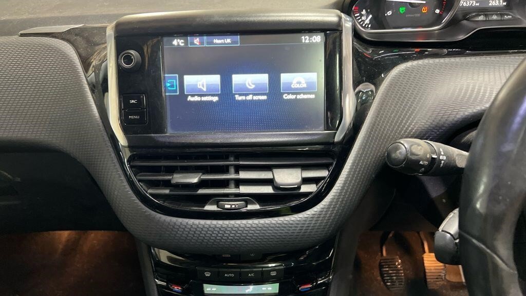 Used Peugeot 2008 2014 for sale - 77570385: Photo 23