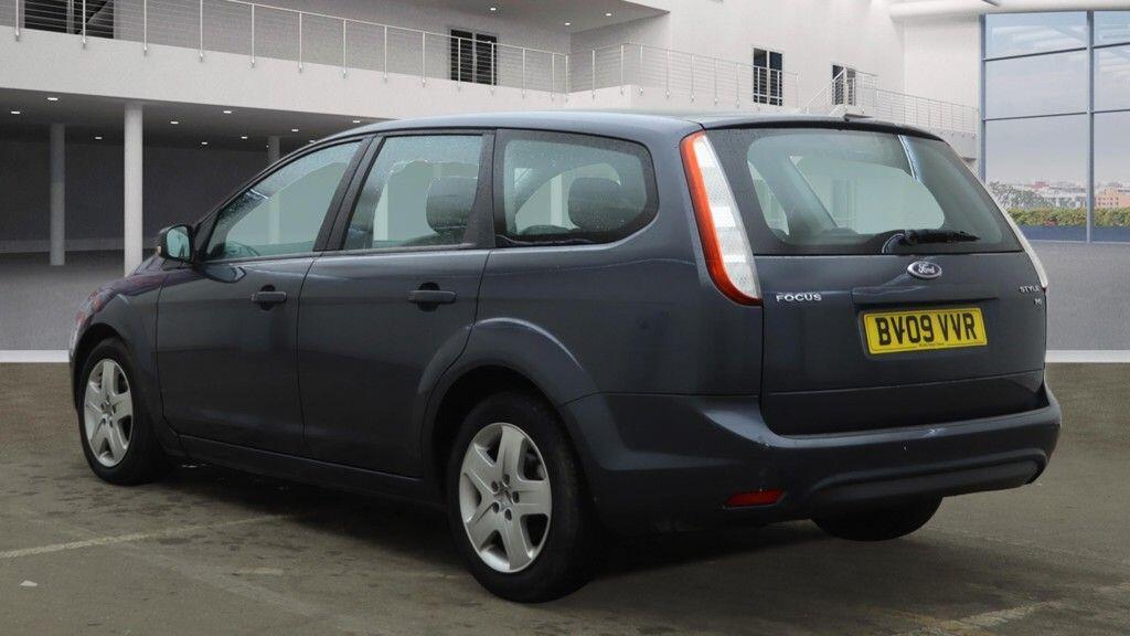 Used Ford Focus 2009 for sale - 77646544: Photo 4