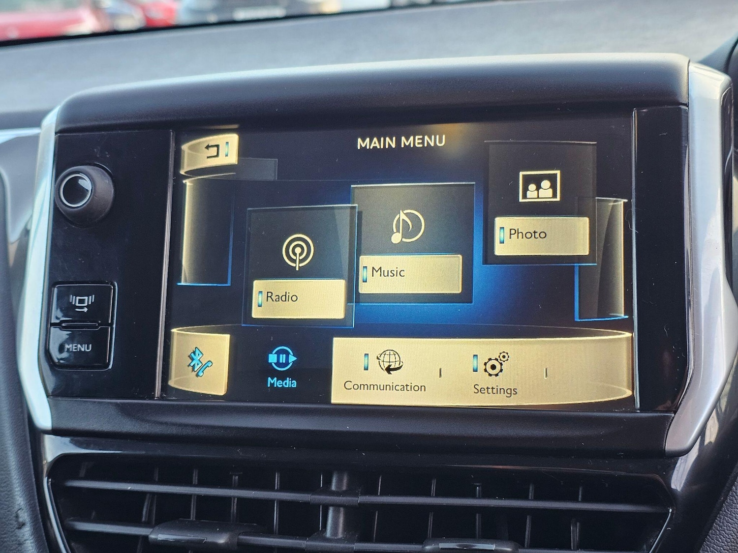 Used Peugeot 208 2013 for sale - 77738108: Photo 25