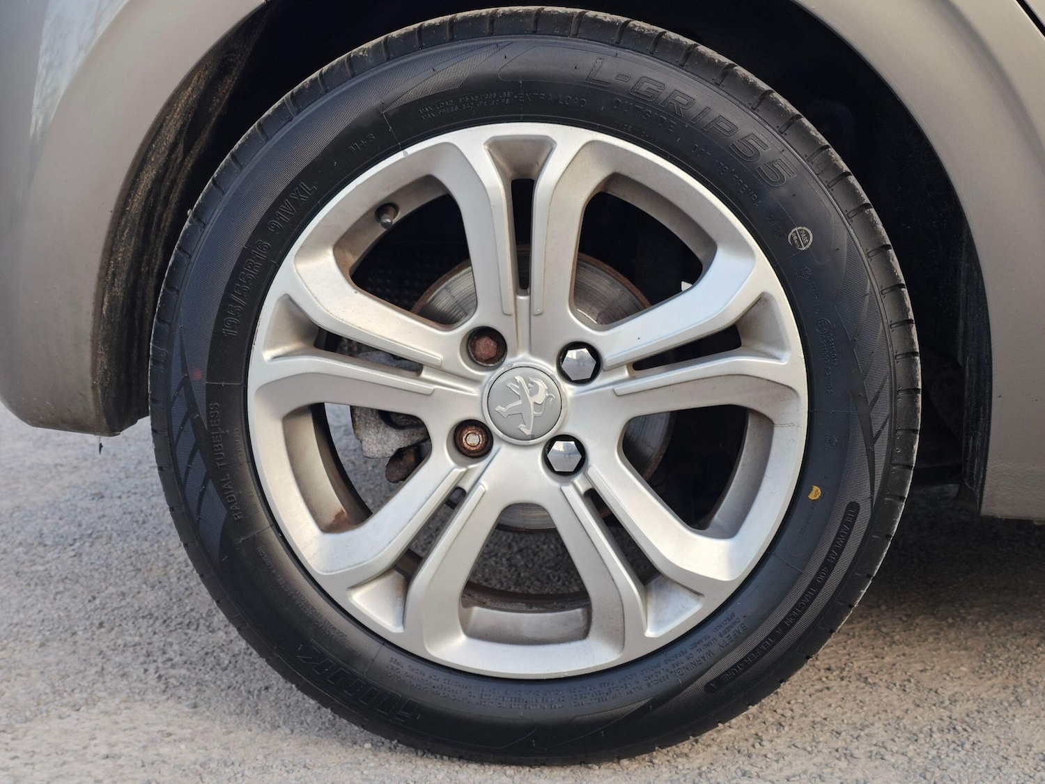 Used Peugeot 208 2013 for sale - 77738108: Photo 50