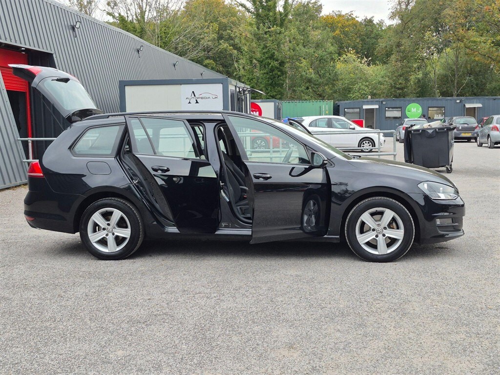 Used Volkswagen Golf 2017 for sale - 77570370: Photo 46