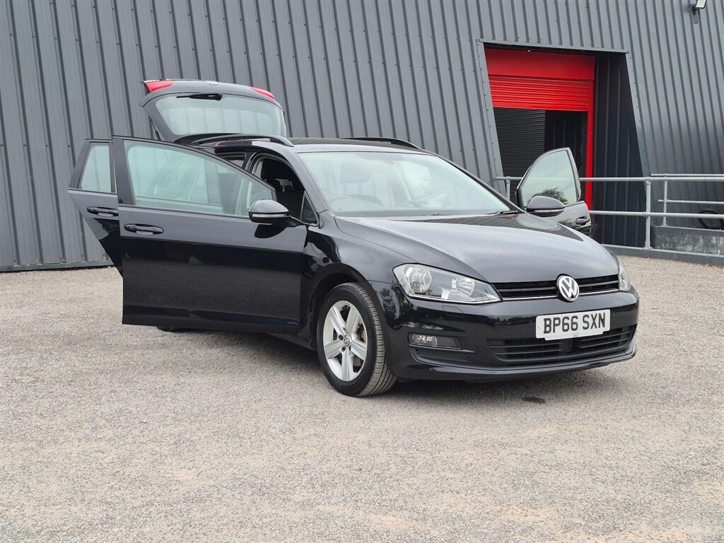 Used Volkswagen Golf 2017 for sale - 77570370: Photo 47