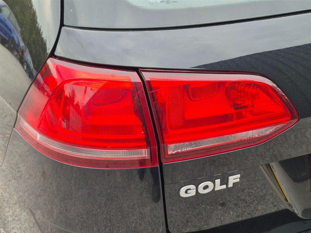 Used Volkswagen Golf 2017 for sale - 77570370: Photo 51