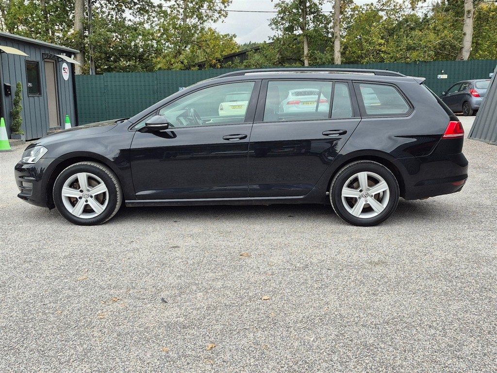 Used Volkswagen Golf 2017 for sale - 77570370: Photo 6