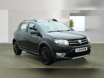 Used Dacia Sandero Stepway 2014 for sale - 78504575: Photo