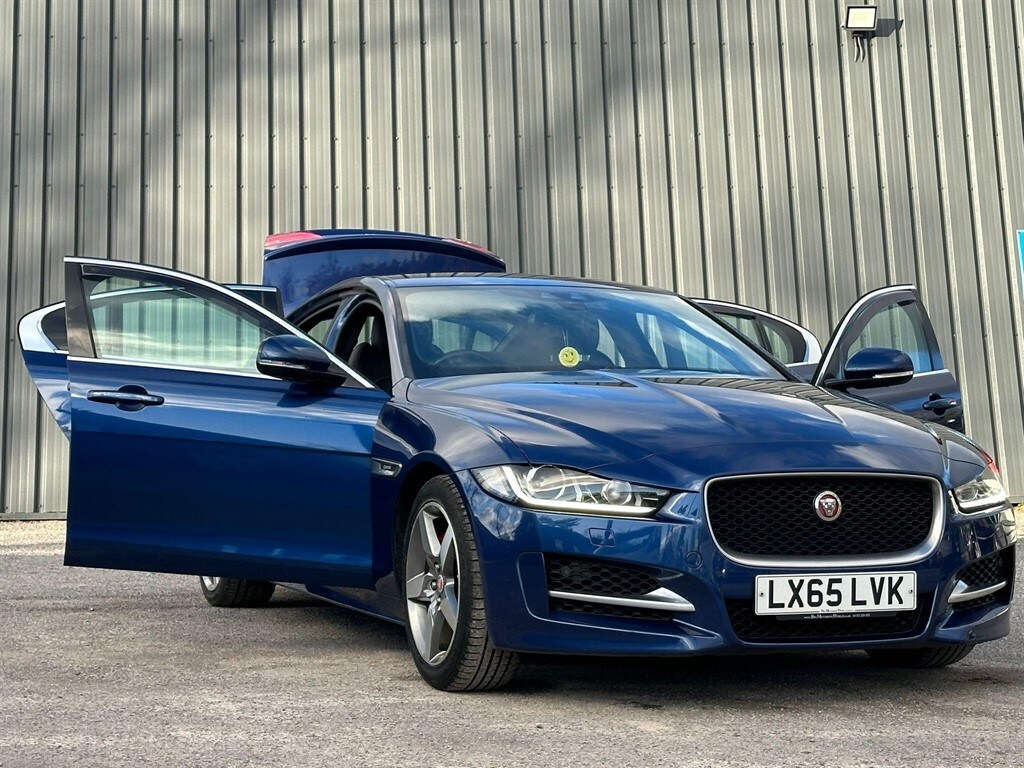 Used Jaguar XE 2015 for sale - 77570339: Photo 6