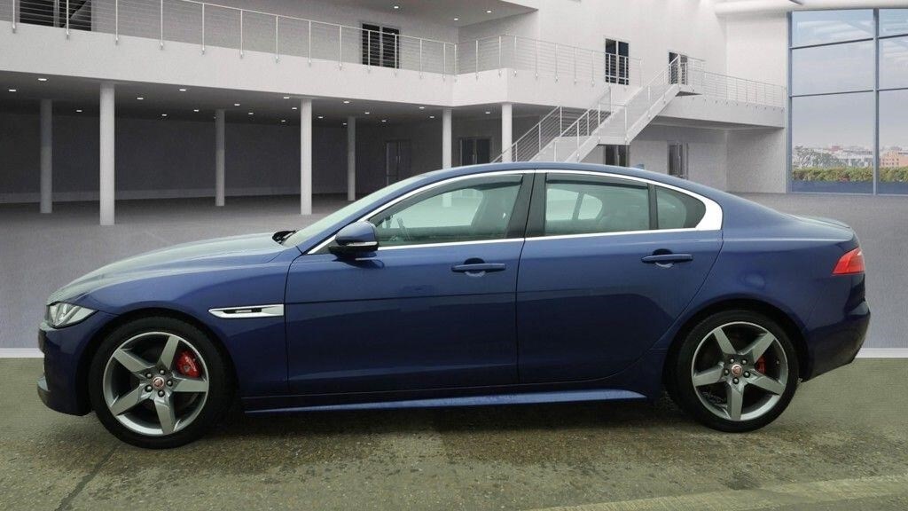 Used Jaguar XE 2015 for sale - 77570339: Photo 8