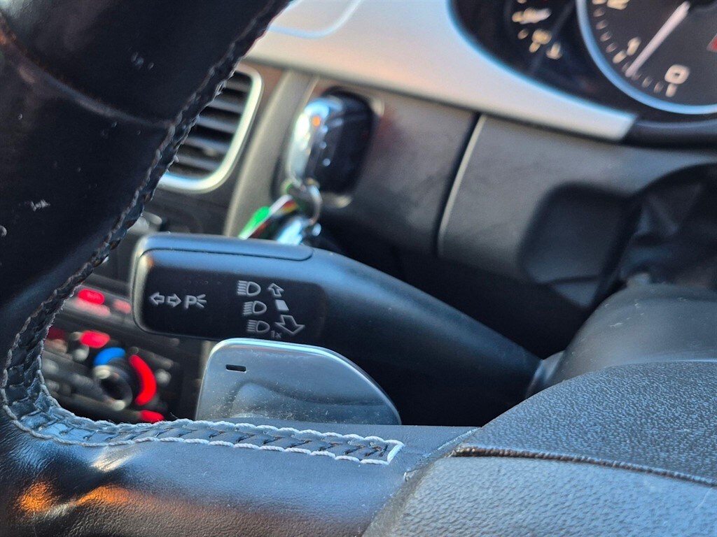 Used Audi A4 2009 for sale - 77570373: Photo 24