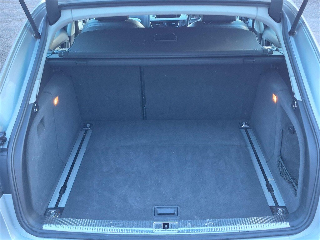 Used Audi A4 2009 for sale - 77570373: Photo 34