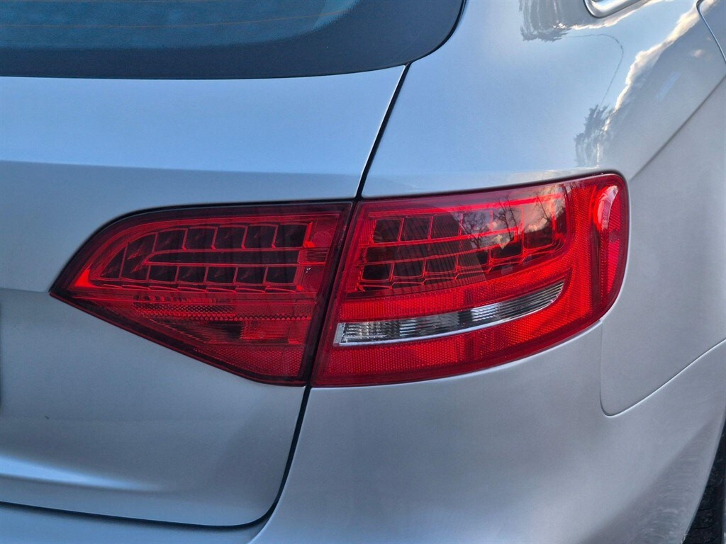 Used Audi A4 2009 for sale - 77570373: Photo 47