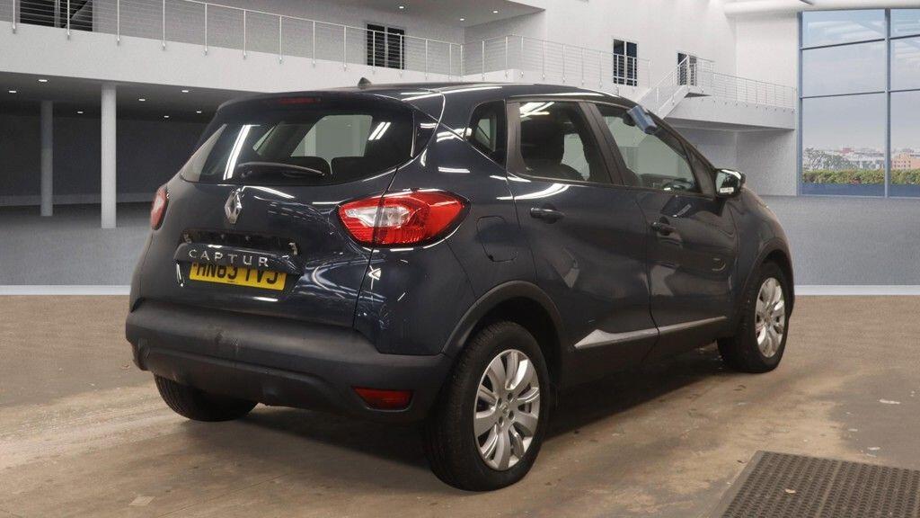 Used Renault Captur 2013 for sale - 77794394: Photo 4