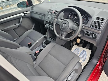 Used Volkswagen Touran 2013 for sale - 78695607: Photo