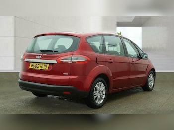 Used Ford S-Max 2012 for sale - 79256171: Photo