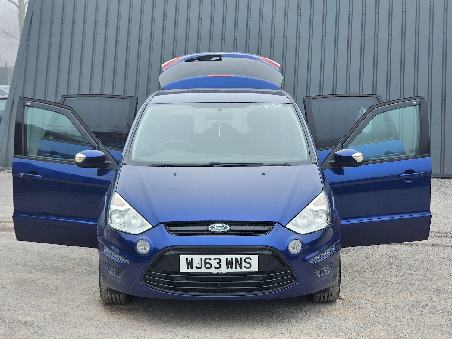 Used Ford S-Max 2013 for sale - 77737770: Photo 3