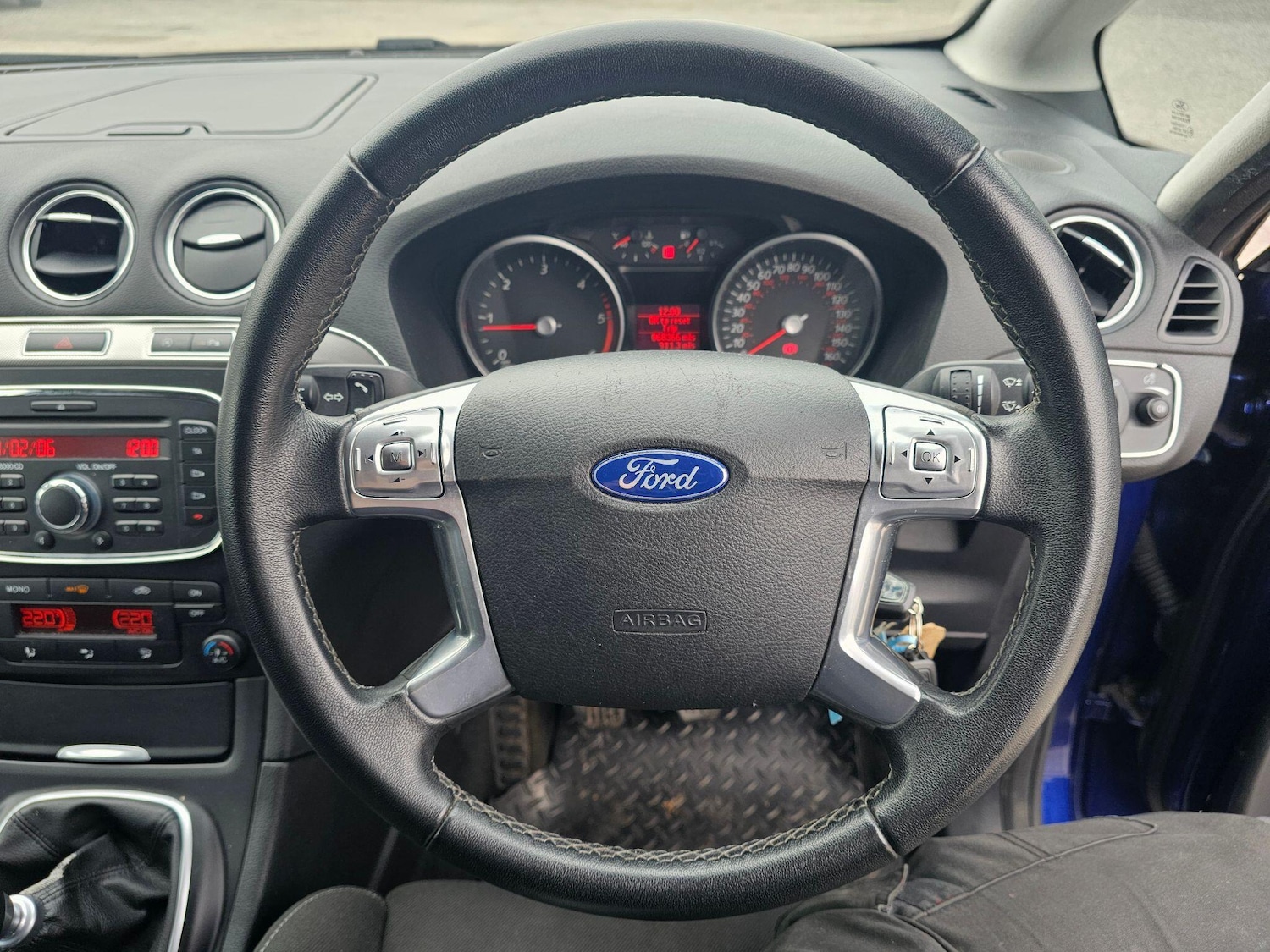Used Ford S-Max 2013 for sale - 77737770: Photo 4