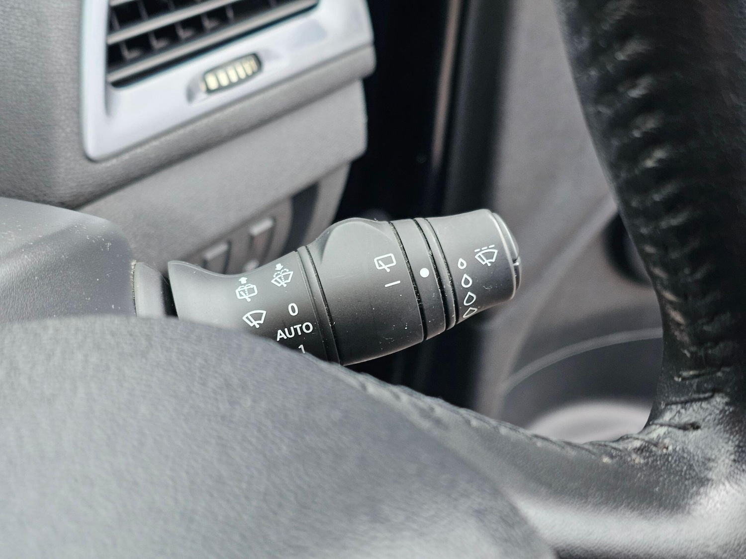 Used Renault Megane 2015 for sale - 77695823: Photo 23