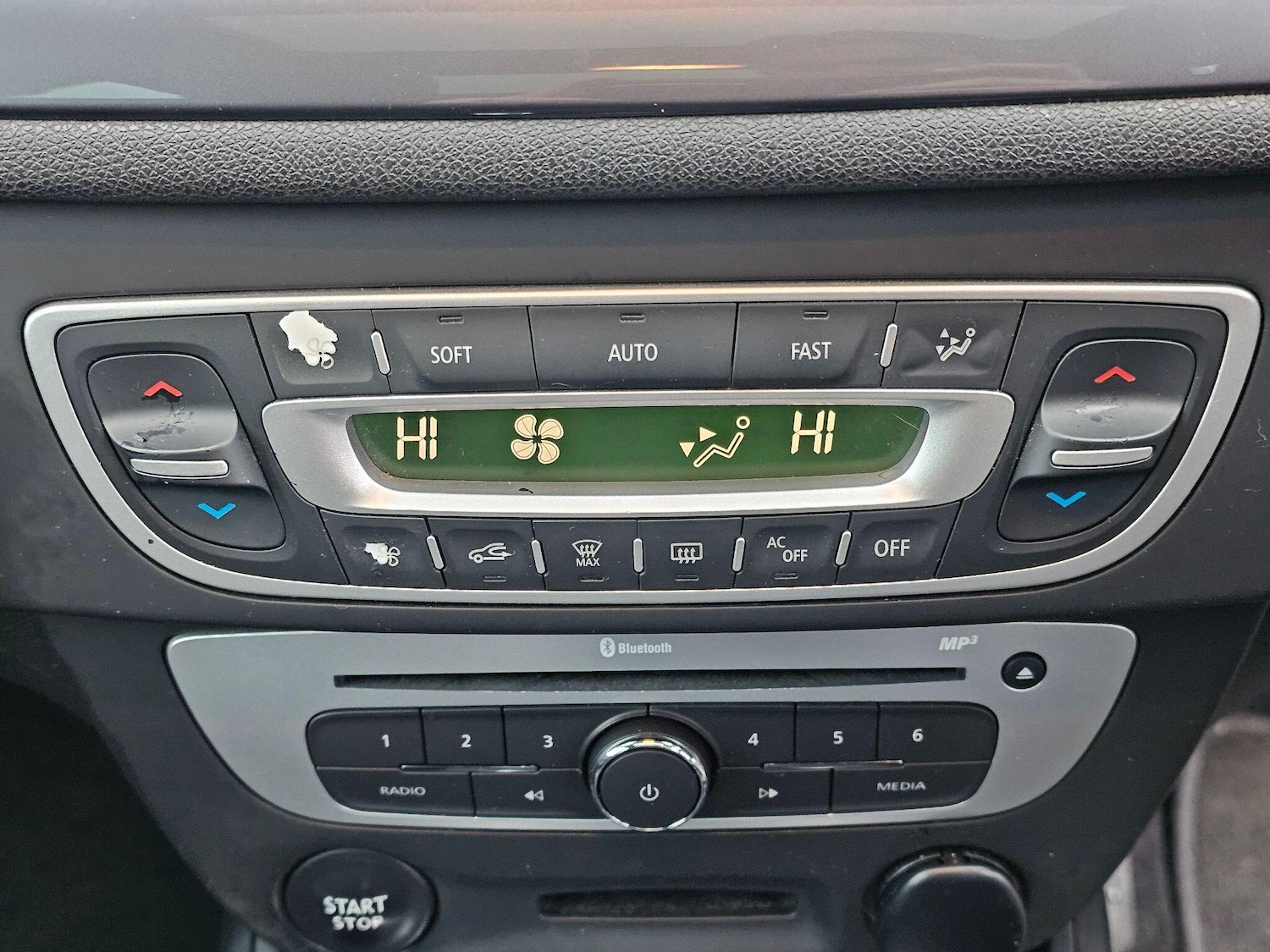 Used Renault Megane 2015 for sale - 77695823: Photo 26