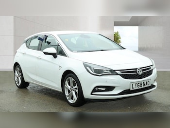 Used Vauxhall Astra 2018 for sale - 78947596: Photo
